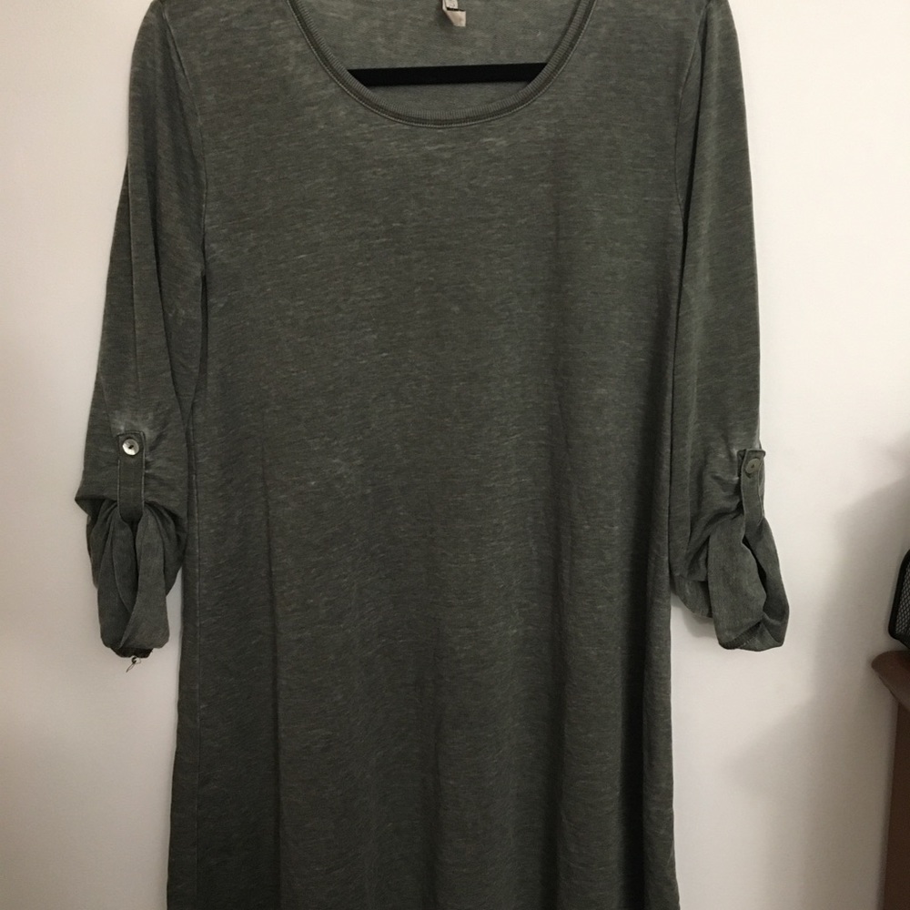 NWOT Elbow length tee shirt dress